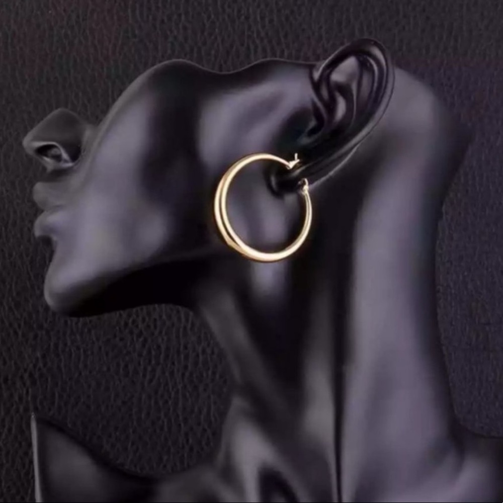 NEW 18K Yellow Gold 1.5” Round Hoop Earrings - Picture 2 of 5